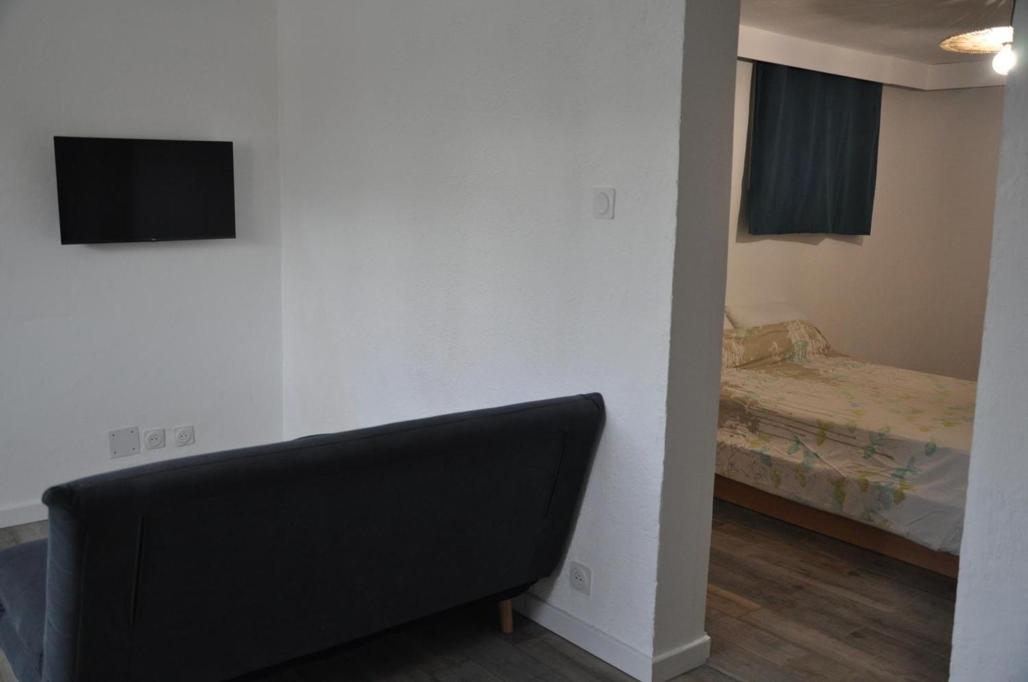 2 Pieces Renove En Rez-De-Chaussee Proche De La Gare Бург-ан-Бресс Экстерьер фото